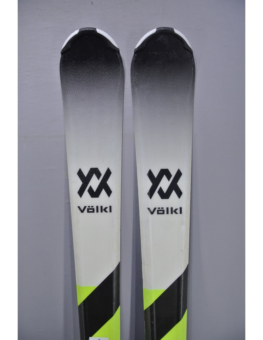 Carving/ All Mountain -VOLKL DEACON 8.0 -158cm ! GOOD SKIS !
